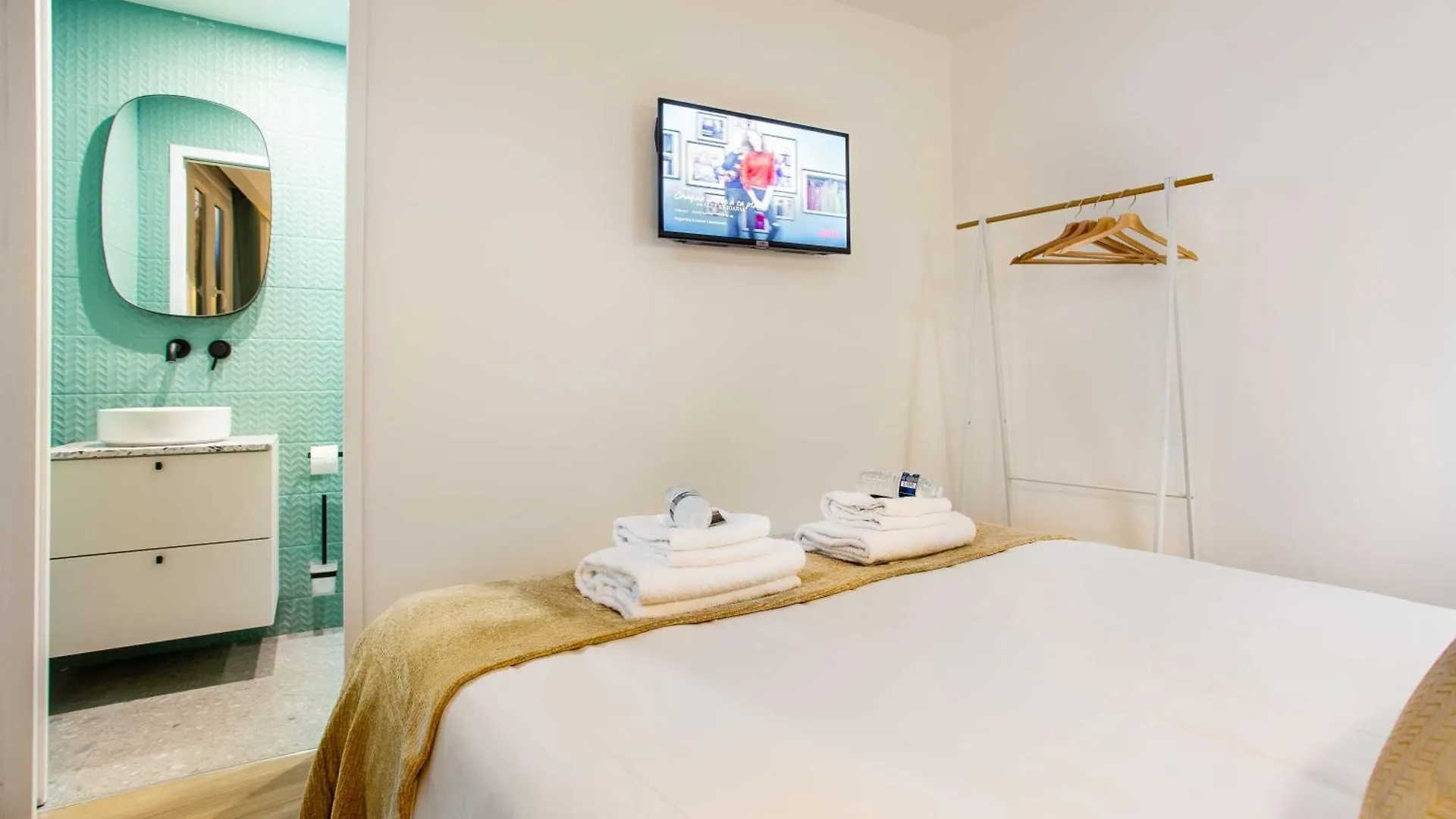 Elegant Apartment - 2Bd - 8P - Eiffel Tower Paris France